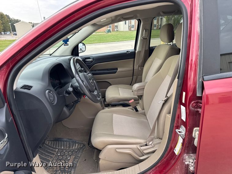 image for item EA1936 2012 Jeep Compass 