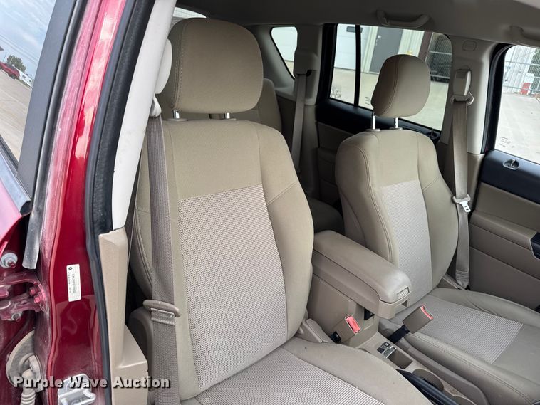 image for item EA1936 2012 Jeep Compass 