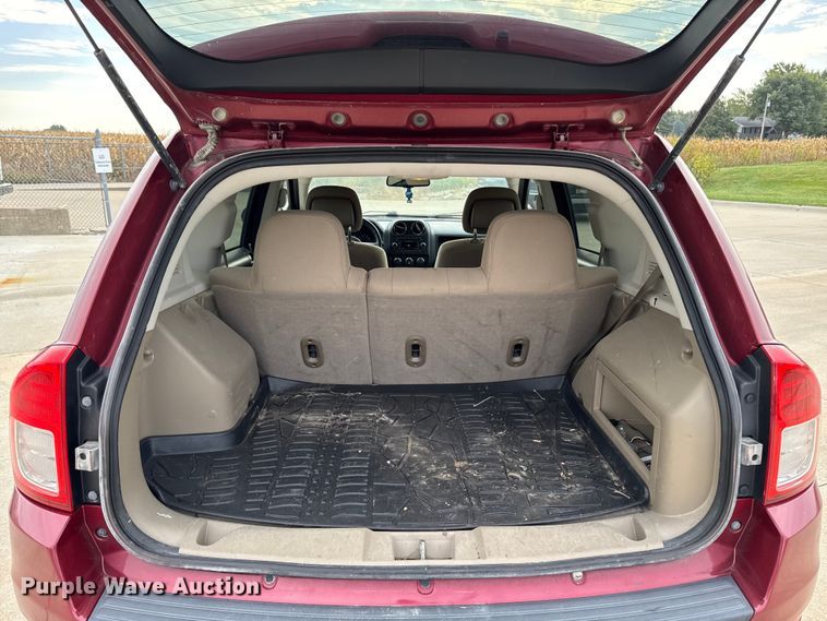 image for item EA1936 2012 Jeep Compass 