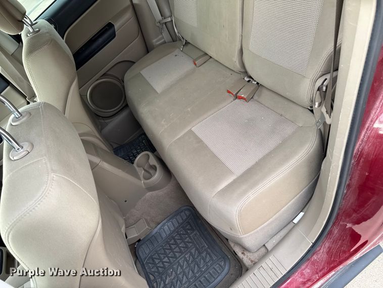 image for item EA1936 2012 Jeep Compass 