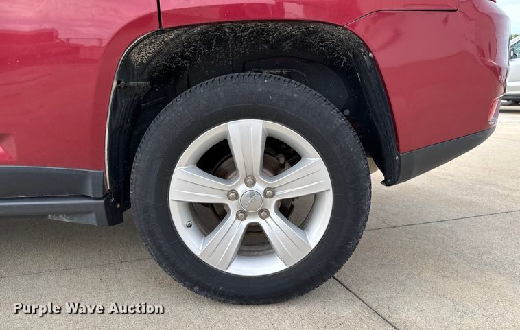 image for item EA1936 2012 Jeep Compass 