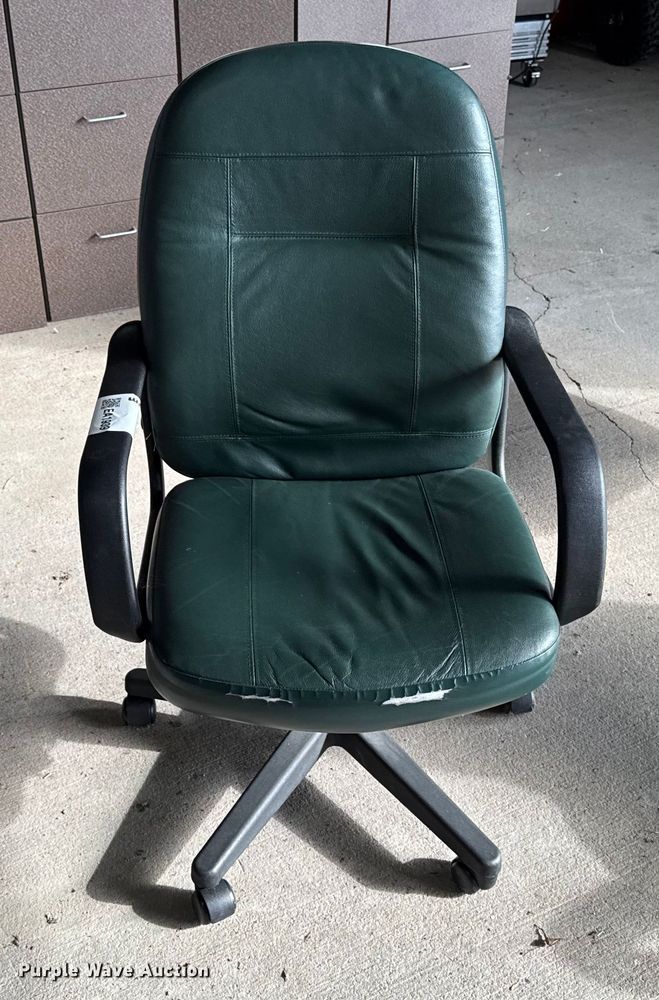 image for item EA1939 Office chairs