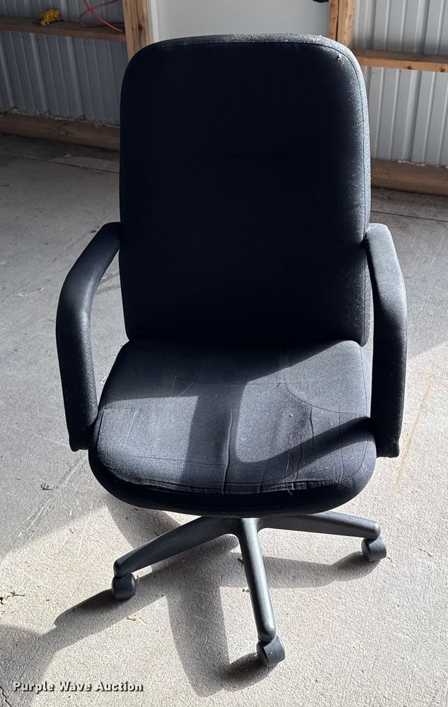 image for item EA1939 Office chairs
