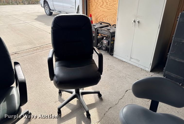 image for item EA1939 Office chairs