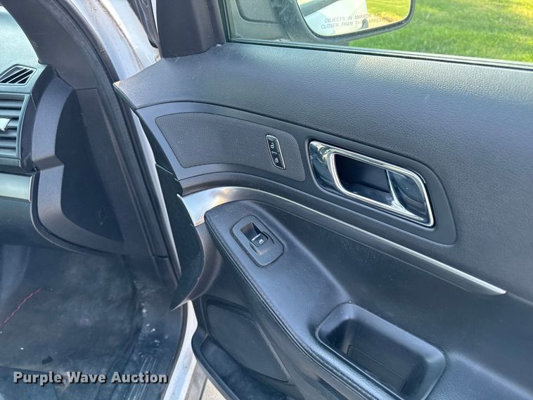 image for item EA1947 2017 Ford Explorer 