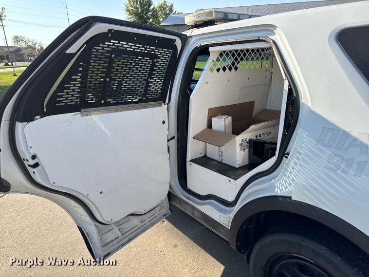 image for item EA1947 2017 Ford Explorer 