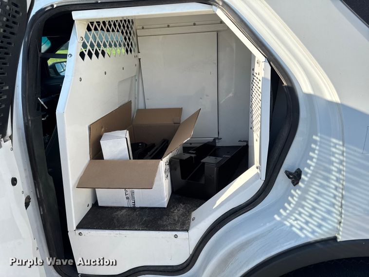 image for item EA1947 2017 Ford Explorer 