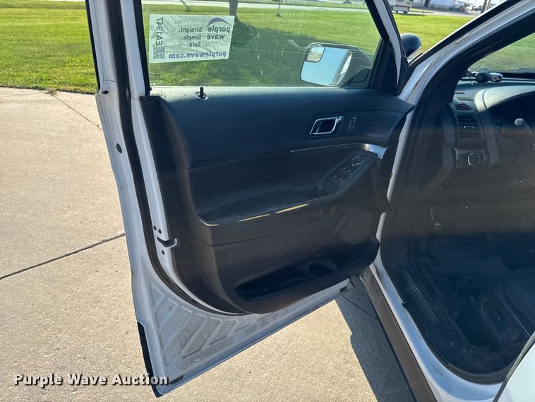 image for item EA1947 2017 Ford Explorer 