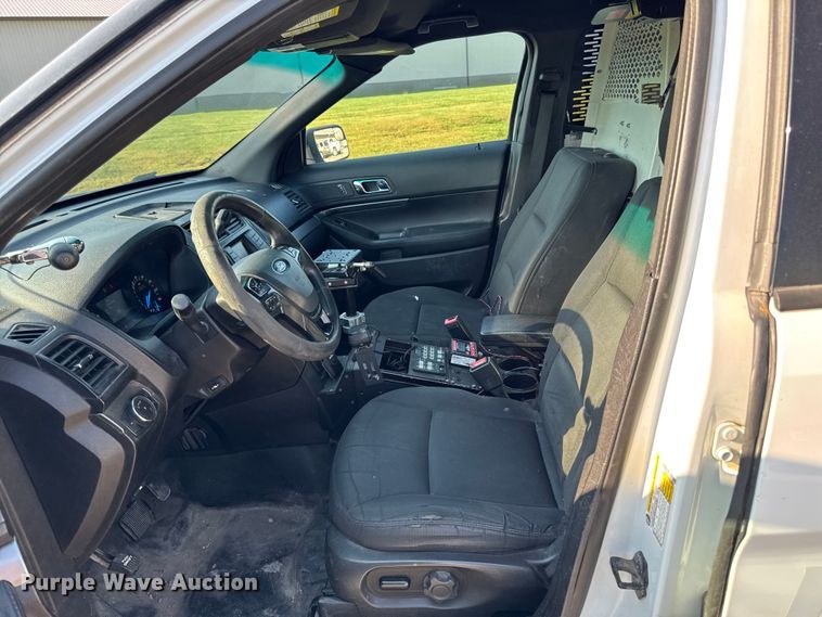 image for item EA1947 2017 Ford Explorer 