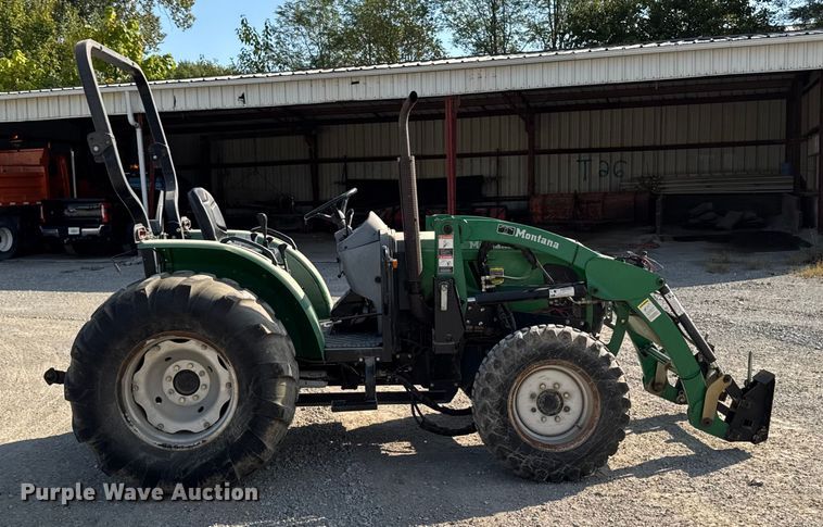 image for item EA1948 Montana 5740 MFWD tractor