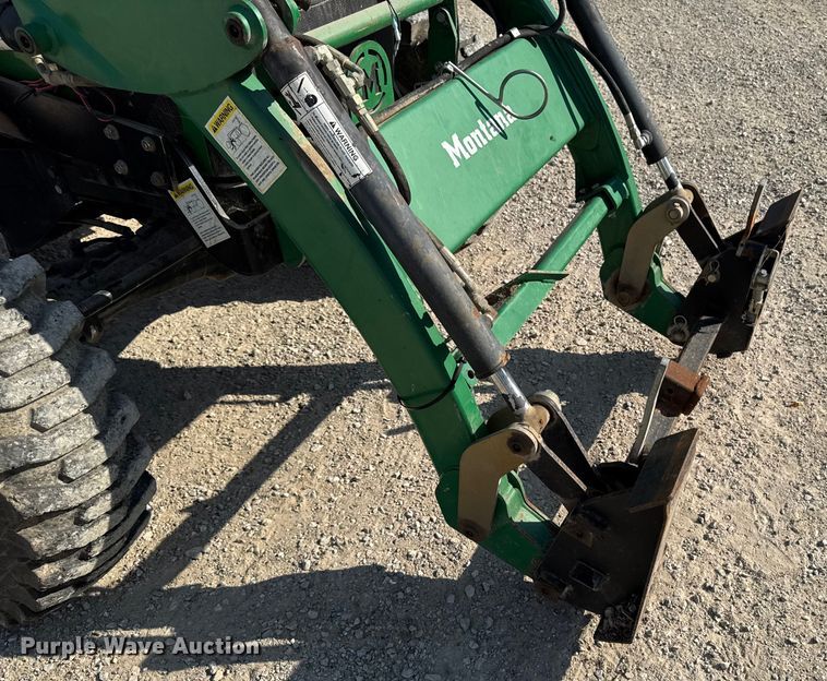 image for item EA1948 Montana 5740 MFWD tractor