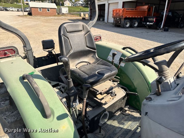 image for item EA1948 Montana 5740 MFWD tractor