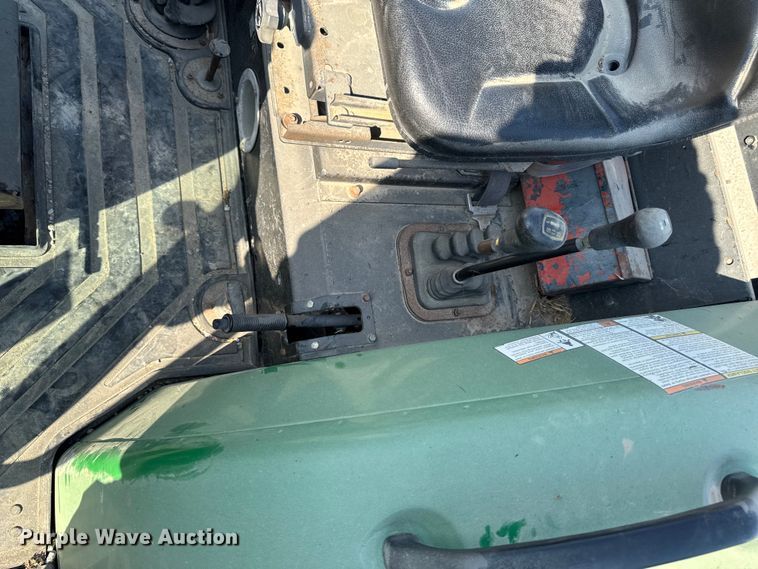 image for item EA1948 Montana 5740 MFWD tractor