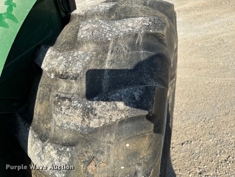 image for item EA1948 Montana 5740 MFWD tractor