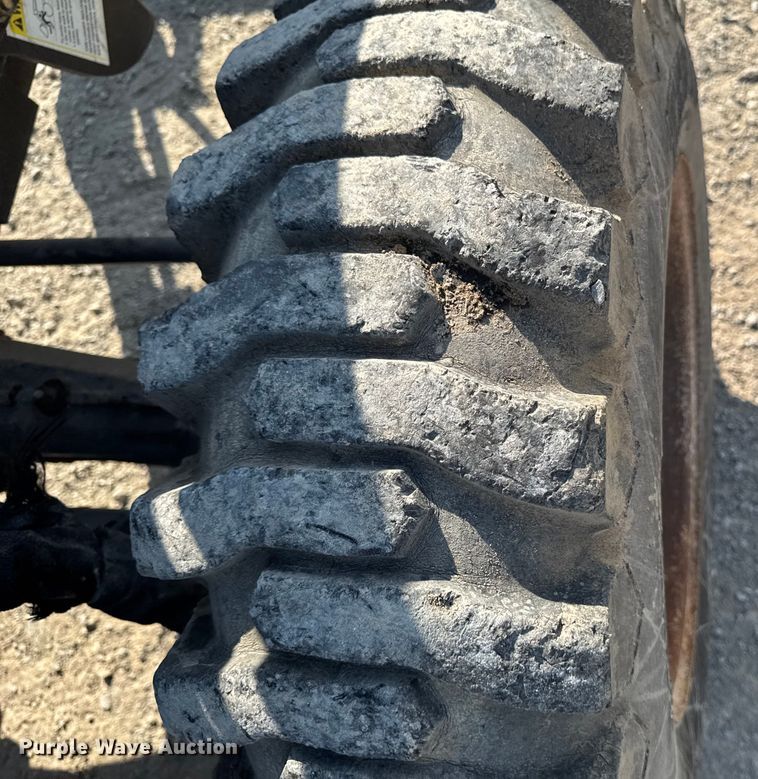 image for item EA1948 Montana 5740 MFWD tractor