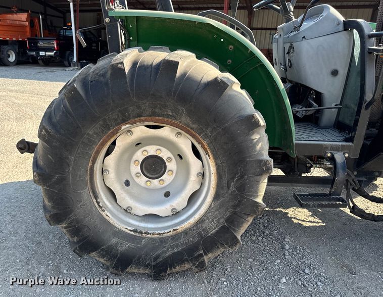 image for item EA1948 Montana 5740 MFWD tractor