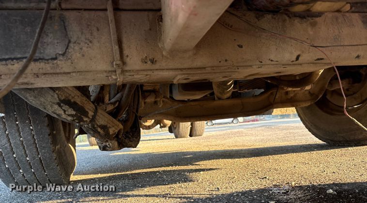 image for item EA7530 2011 UD UD3300 pothole patcher truck