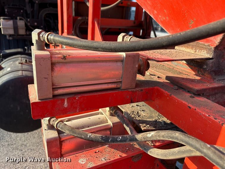 image for item EA7530 2011 UD UD3300 pothole patcher truck