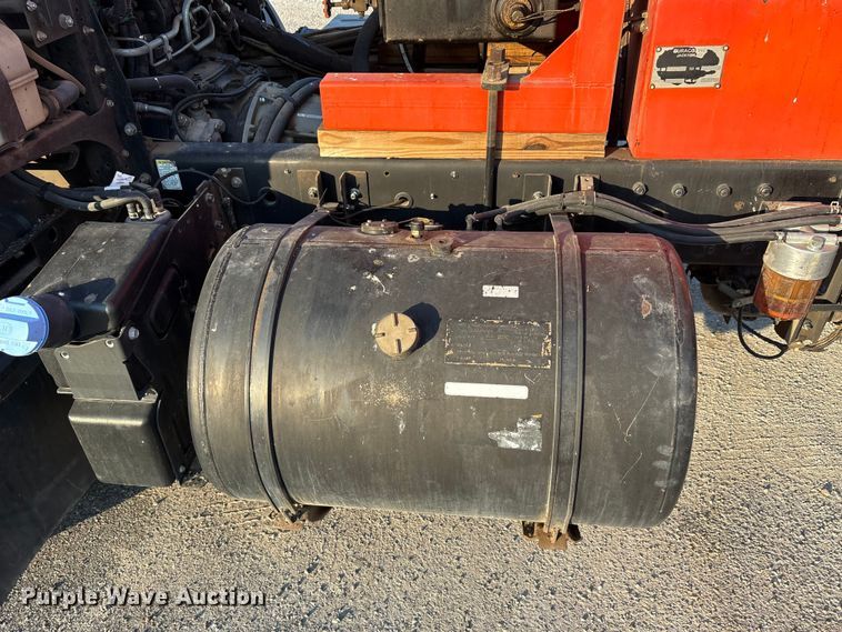 image for item EA7530 2011 UD UD3300 pothole patcher truck