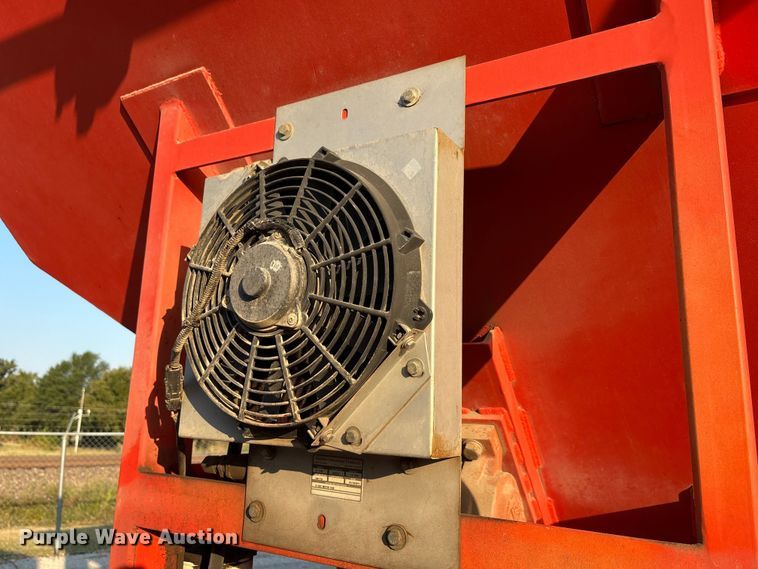 image for item EA7530 2011 UD UD3300 pothole patcher truck