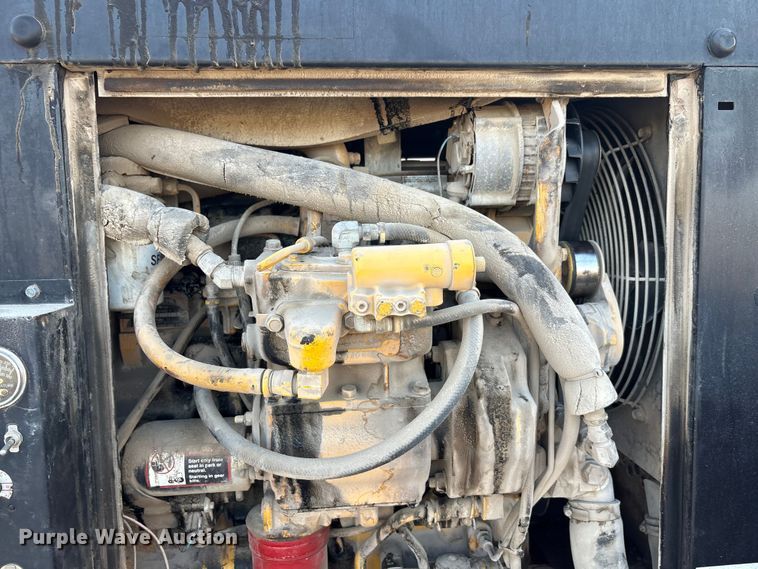 image for item EA7530 2011 UD UD3300 pothole patcher truck