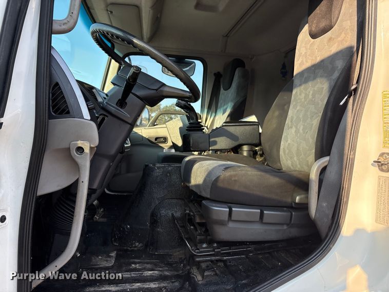 image for item EA7530 2011 UD UD3300 pothole patcher truck