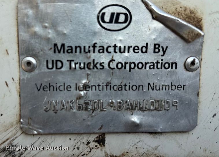 image for item EA7530 2011 UD UD3300 pothole patcher truck