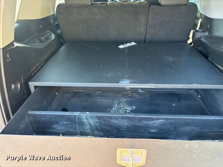 image for item EA7542 2020 Chevrolet Tahoe Police SUV