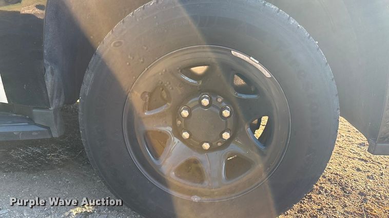 image for item EA7542 2020 Chevrolet Tahoe Police SUV