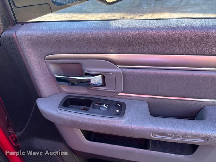 image for item EA7545 2017 RAM 4500HD ambulance