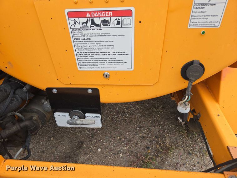 image for item EB1062 2010 Rosco RA-2000 pothole patcher