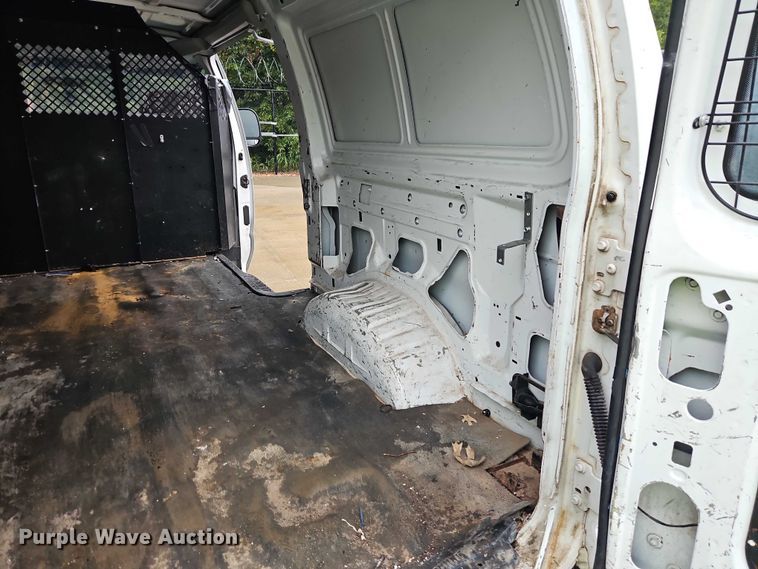 image for item EB8332 2007 Ford E250 van
