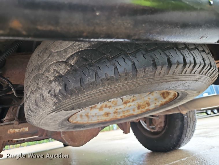 image for item EB8332 2007 Ford E250 van