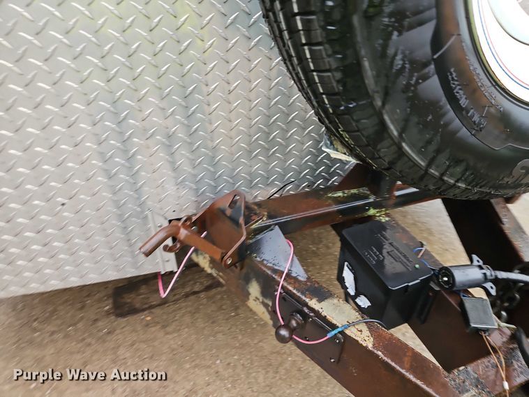 image for item EB8333 1998 Haulmark GS24T2-102 enclosed cargo trailer