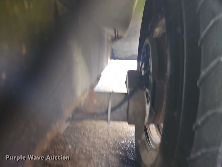 image for item EB8333 1998 Haulmark GS24T2-102 enclosed cargo trailer