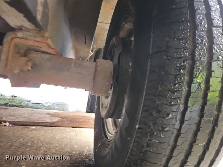 image for item EB8333 1998 Haulmark GS24T2-102 enclosed cargo trailer