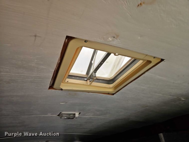 image for item EB8333 1998 Haulmark GS24T2-102 enclosed cargo trailer