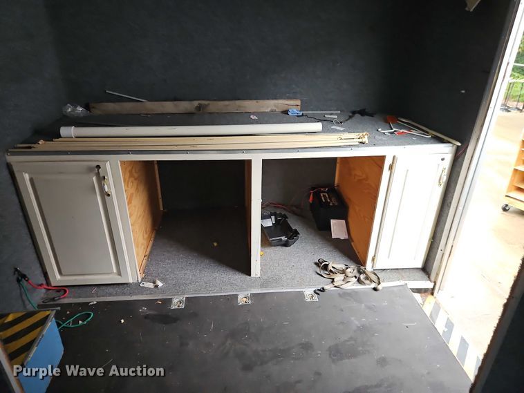 image for item EB8333 1998 Haulmark GS24T2-102 enclosed cargo trailer