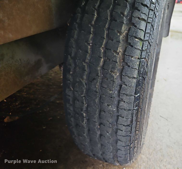 image for item EB8333 1998 Haulmark GS24T2-102 enclosed cargo trailer