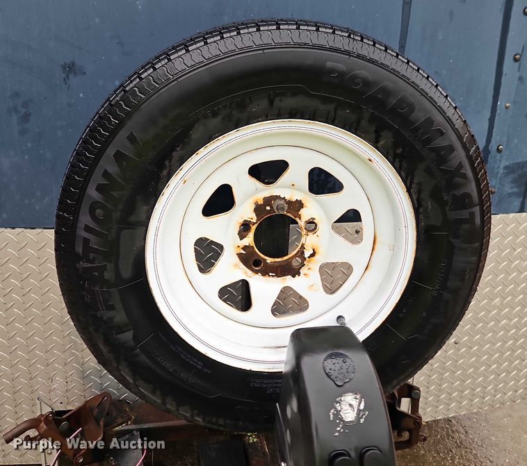 image for item EB8333 1998 Haulmark GS24T2-102 enclosed cargo trailer