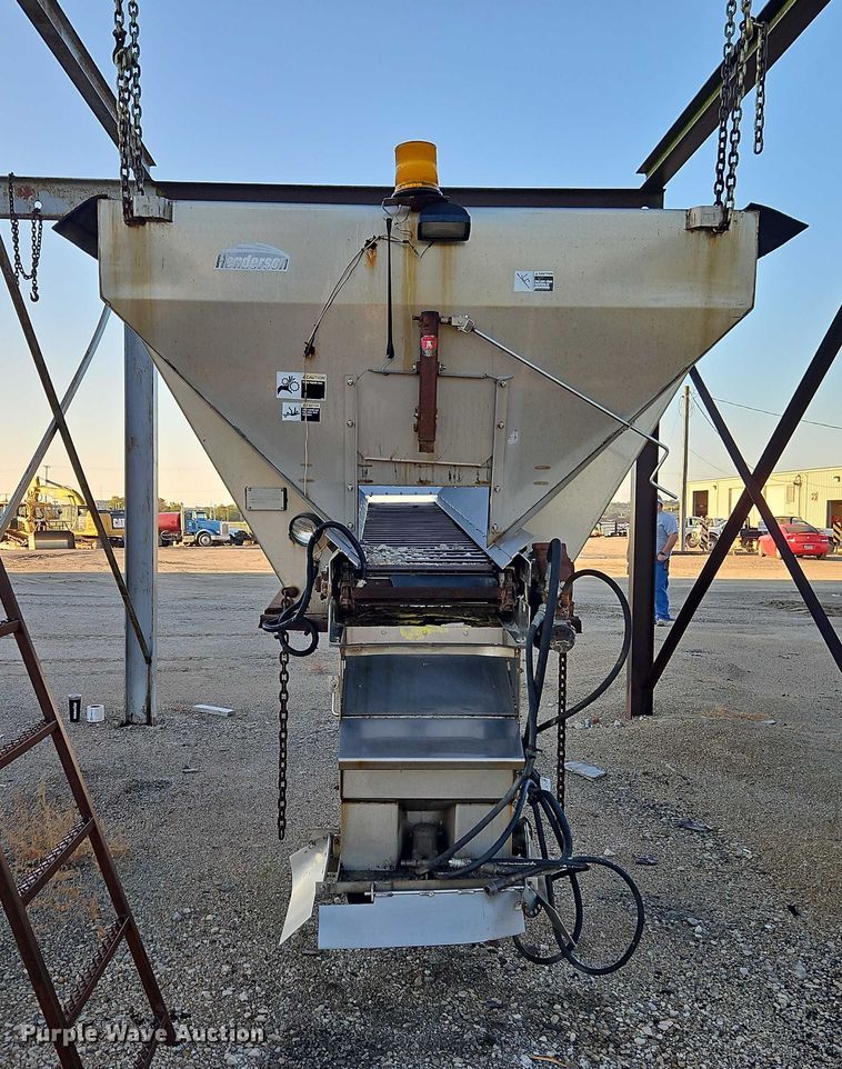 image for item EB8341 Henderson WSH 3048S spreader