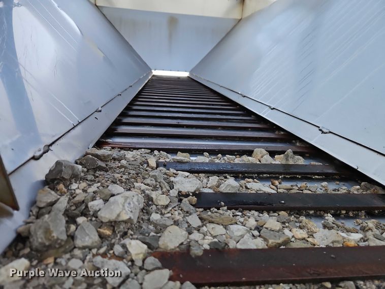 image for item EB8341 Henderson WSH 3048S spreader