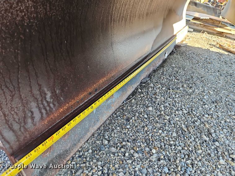 image for item EB8343 Henke snow plow