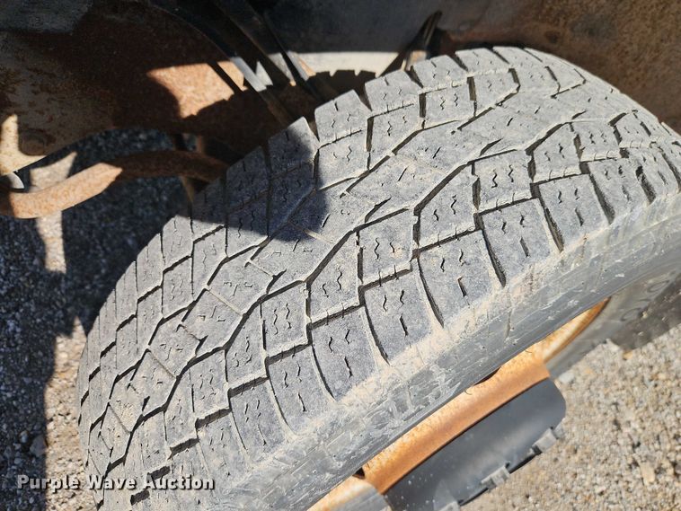 image for item EB8347 1996 Chevrolet C3500 box truck