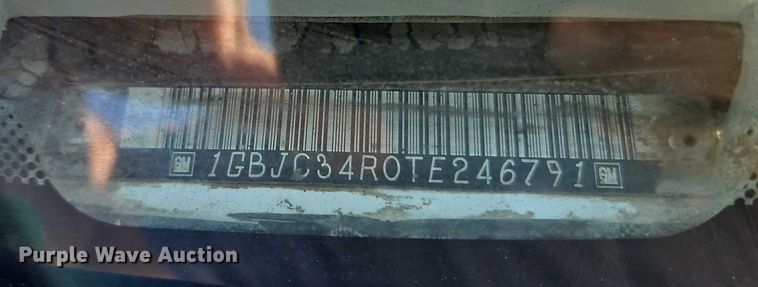 image for item EB8347 1996 Chevrolet C3500 box truck