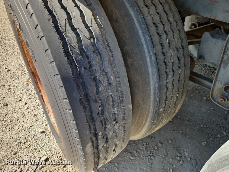 image for item EB8348 1991 Monon MA3-00-ST-48W dry van trailer