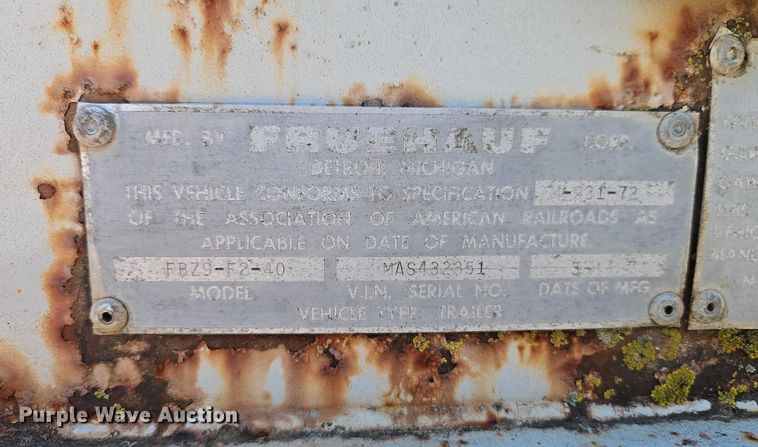 image for item EB8349 1974 Fruehauf FBZ9-F2-40 dry van trailer