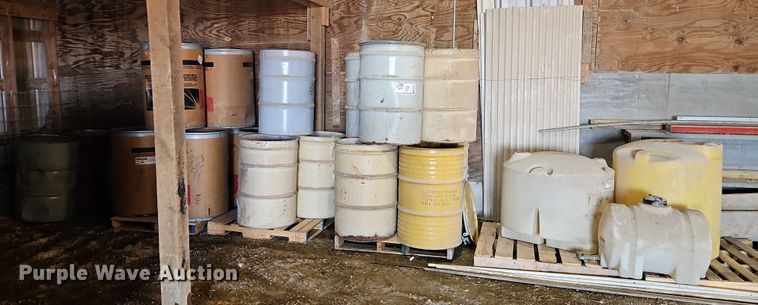 image for item EB8351 Tanks and barrels