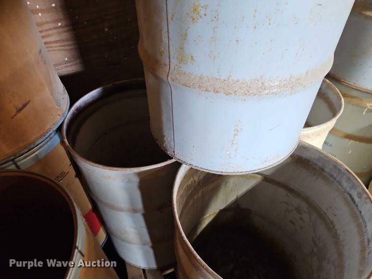 image for item EB8351 Tanks and barrels