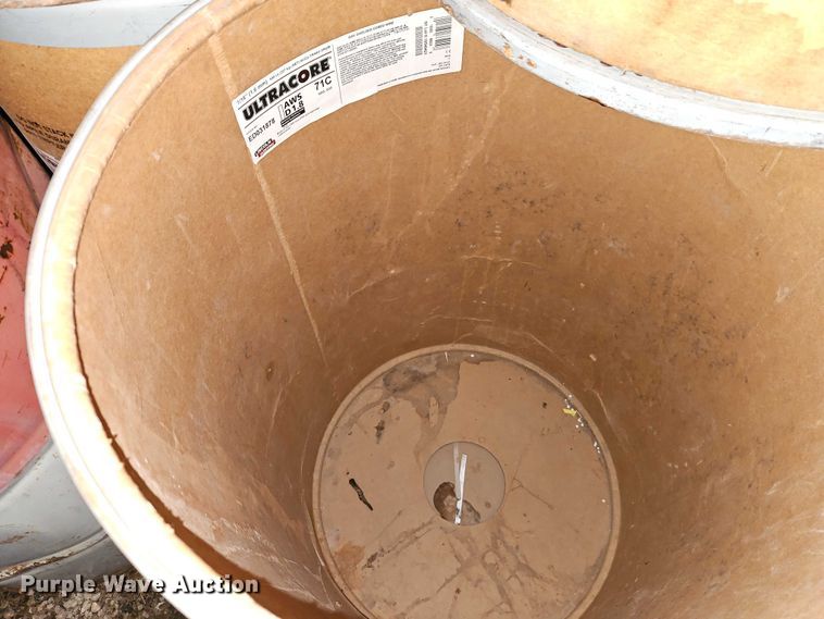 image for item EB8351 Tanks and barrels